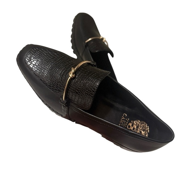 Vince Camuto Black Textured Loafers with Gold Detail brand new - Picture 4 of 14